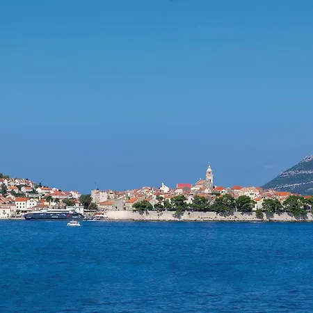 Lovely In Korcula With Kitchen Holiday home