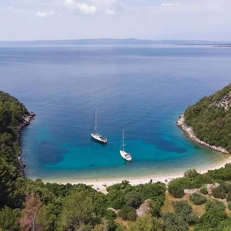 Lovely In Korcula With Kitchen *