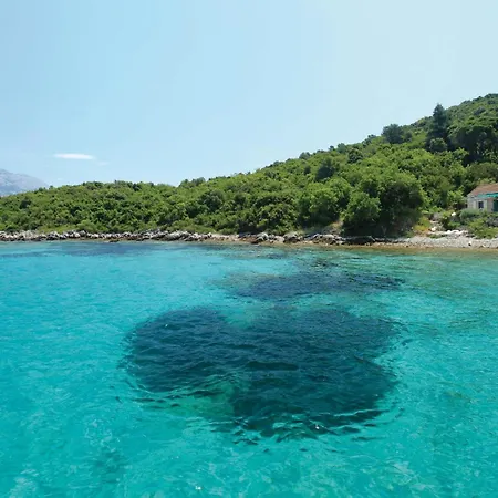 Lovely In Korcula With Kitchen *