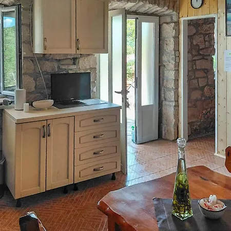 Holiday home Lovely In Korcula With Kitchen Zrnovo